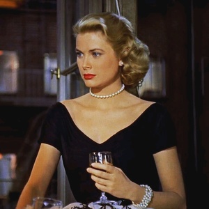 Grace Kelly, 7mm collar